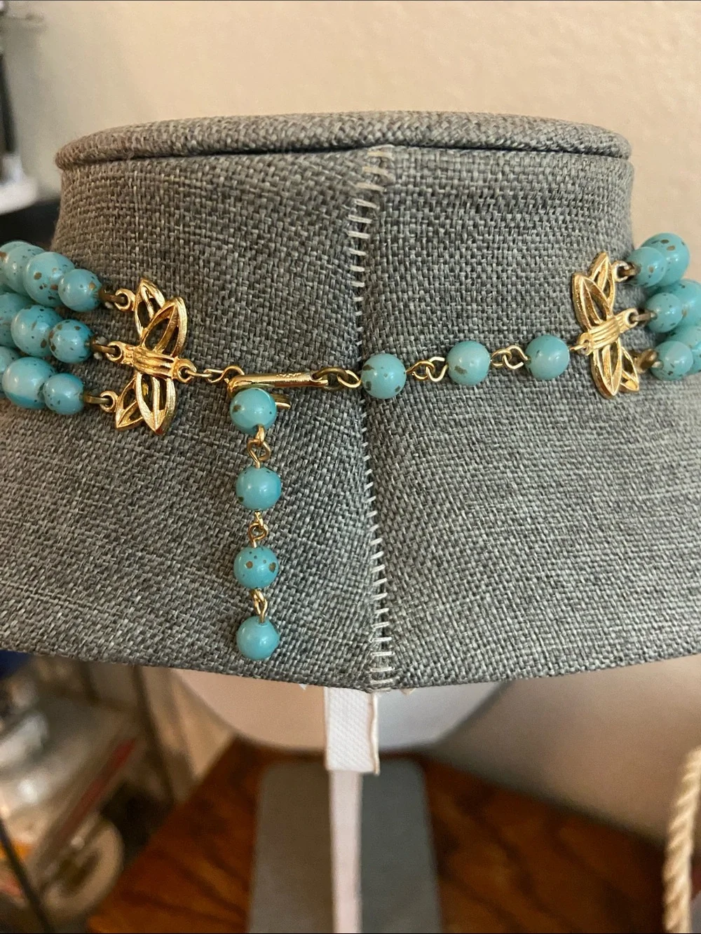 Vintage 50s JAPAN 3 Strand Aqua Blue Speckled GLASS Beads Necklace